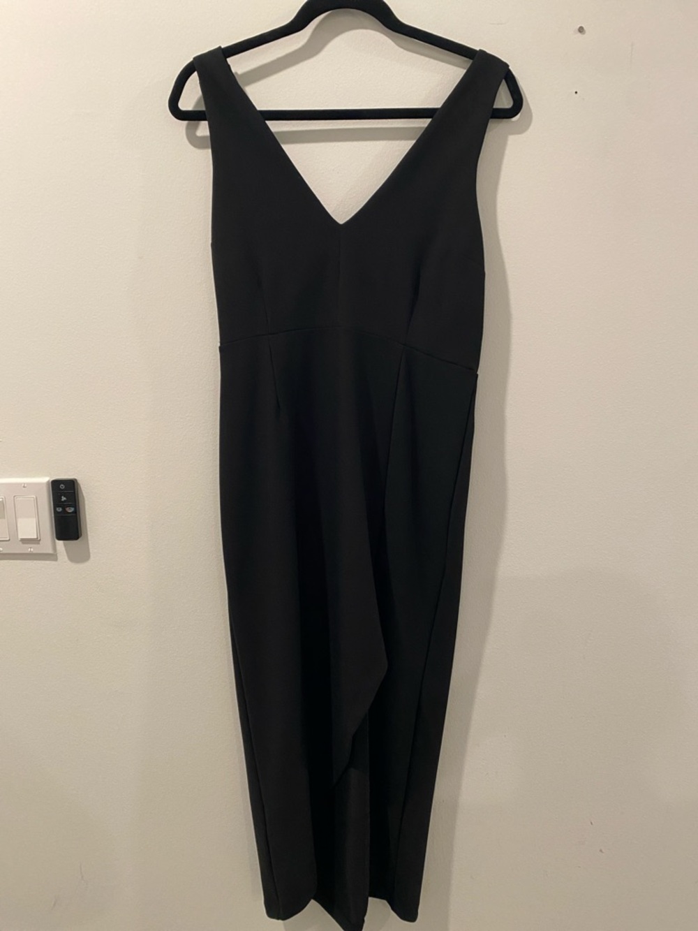 Abercrombie & Fitch Black V-Neck Midi Dress